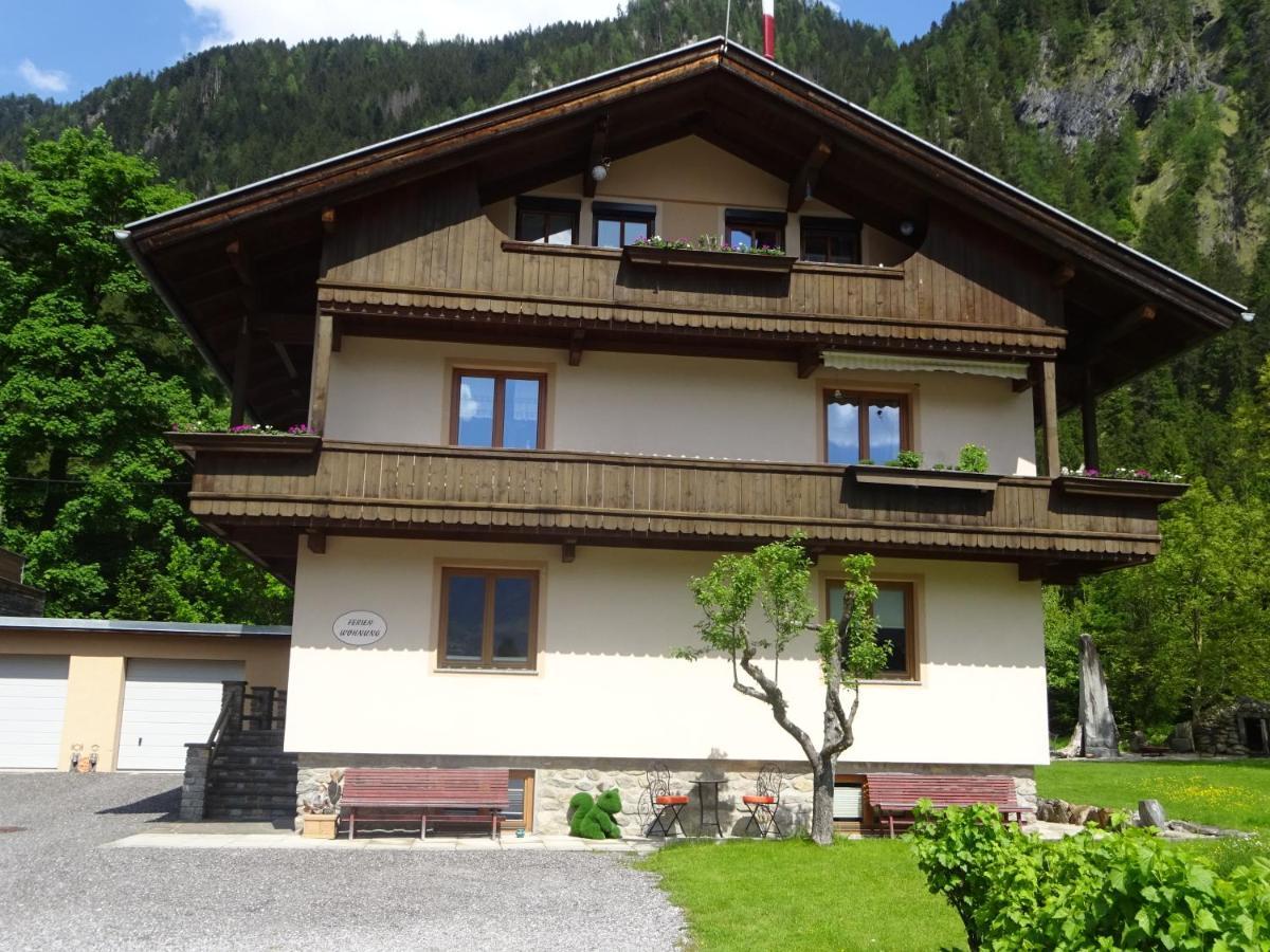 Ferienwohnung Rita Kroell Mayrhofen Exterior photo