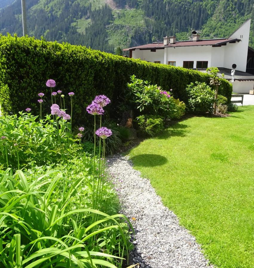 Ferienwohnung Rita Kroell Mayrhofen Exterior photo